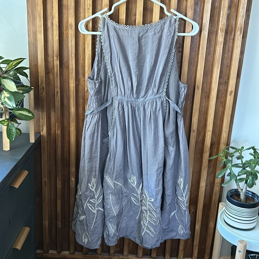 Cecico Rayon Embroidered Boho Pullover Dress. Size L - Picture 3 of 15